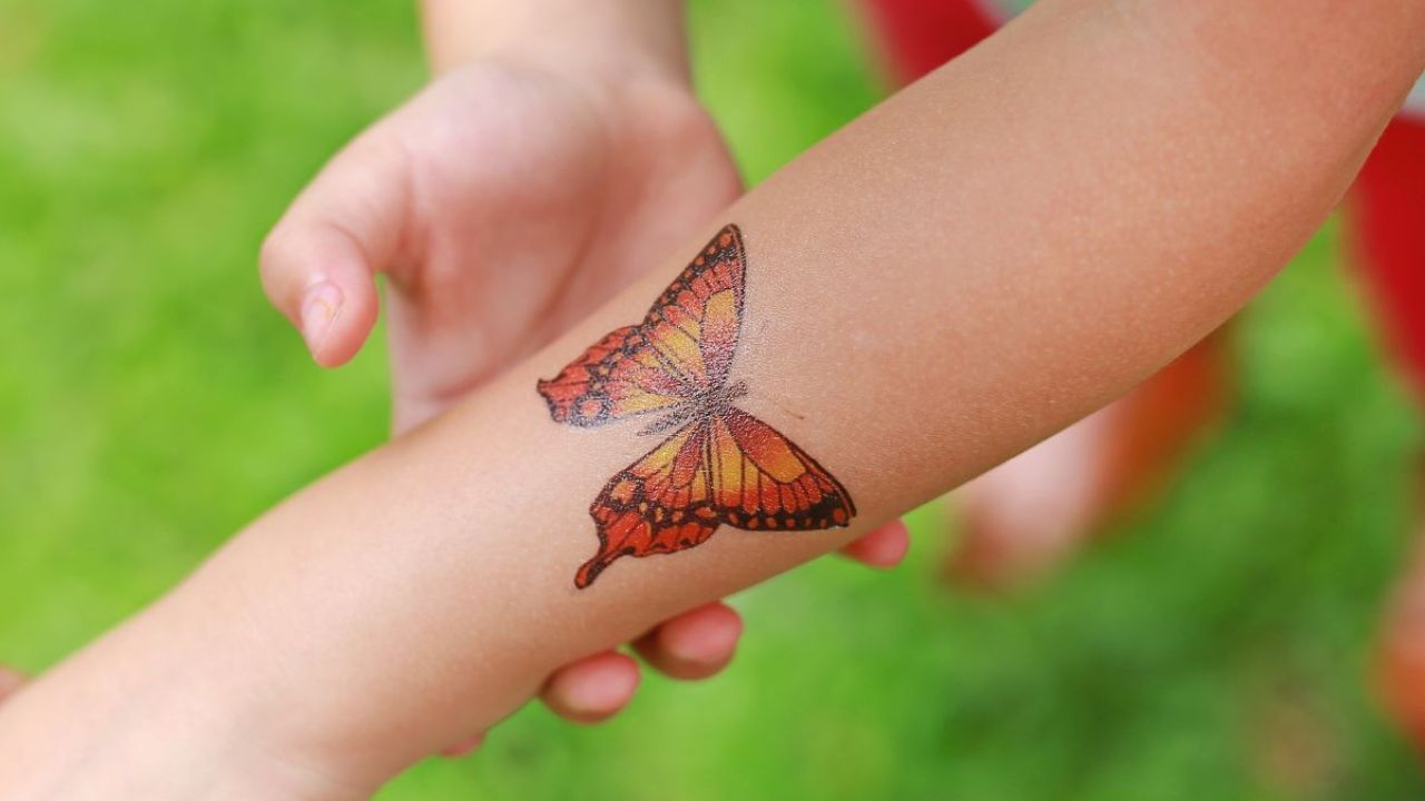 Role of Temporary Color Tattoos in Influencer and Brand Collaborations